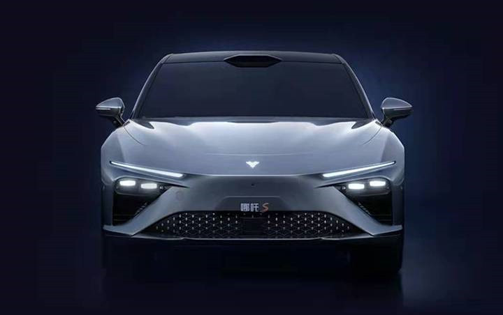 ����m(x��)��800km���������������߸S����A��D�ع�