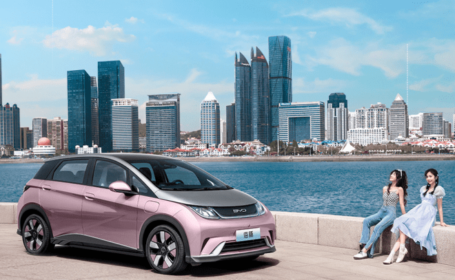 �ȁ��Ϻ������N��20�f������Ů܇��������